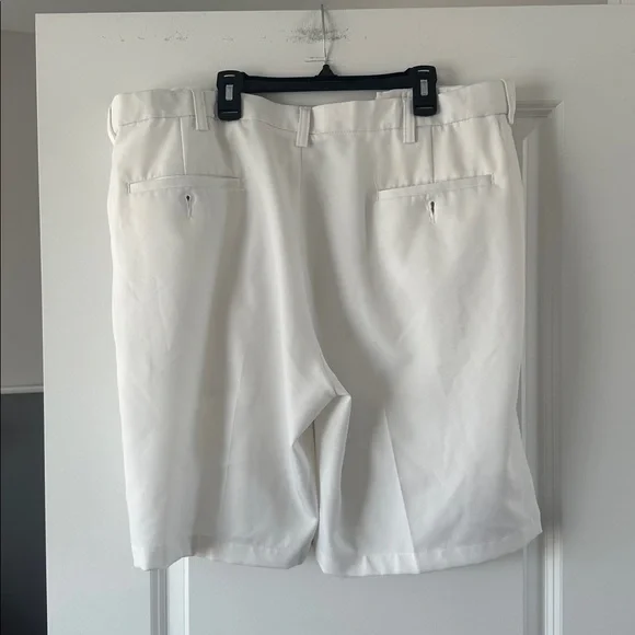 Cool 19 Classic White Men's golf Shorts size 38 - Picture 4 of 6